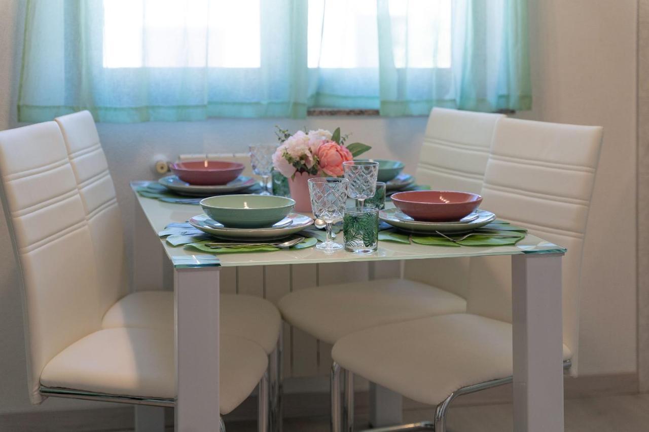 Apartments Miri Врсар Екстер'єр фото