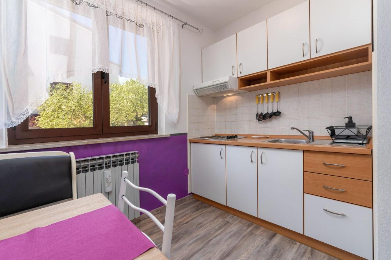 Apartments Miri Врсар Екстер'єр фото