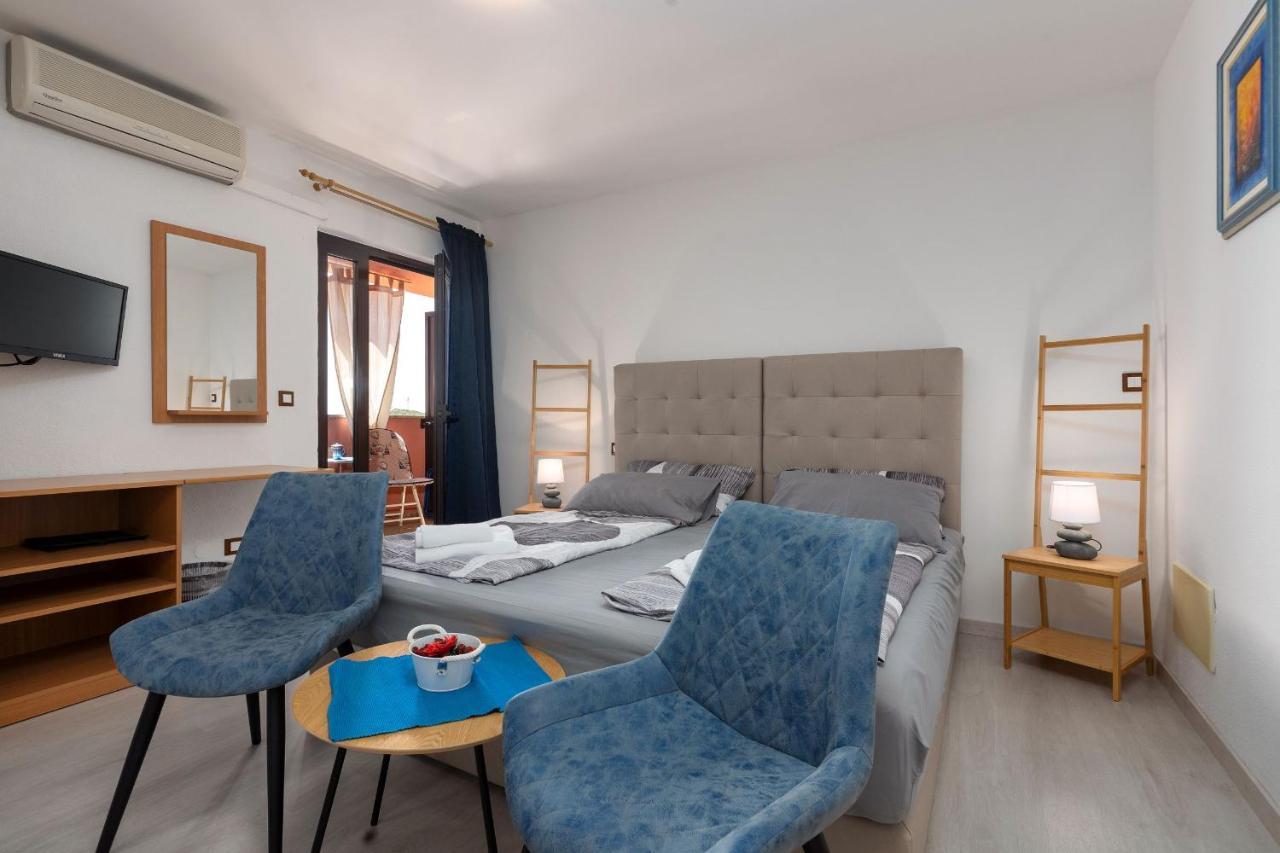 Apartments Miri Врсар Екстер'єр фото