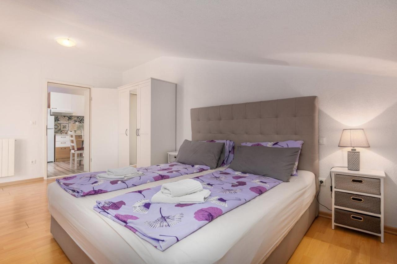 Apartments Miri Врсар Екстер'єр фото