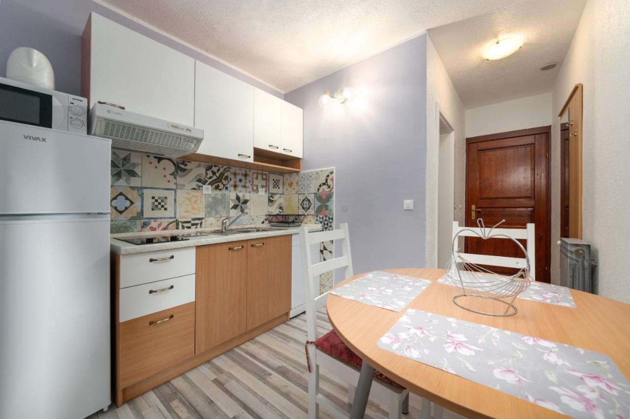 Apartments Miri Врсар Екстер'єр фото